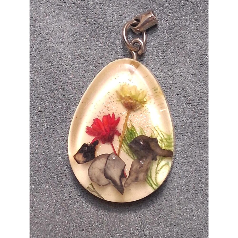 Vintage Lucite Embedded Flower Pendant Shells Teardrop Shape